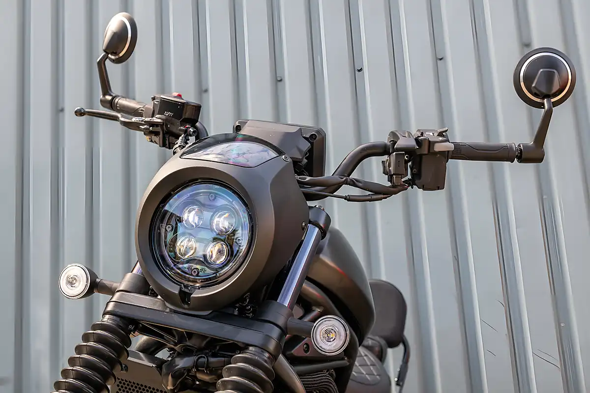 Used 2025 Honda CMX1100 Rebel Special Edition Black - Interior and Exterior details 4