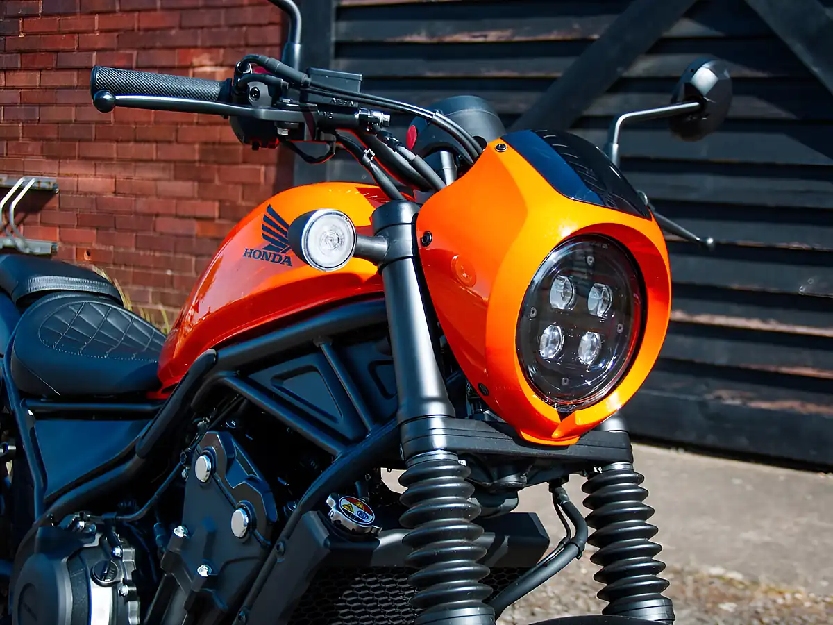 Used 2025 Honda CMX500 A2-L Orange - Interior and Exterior details 4