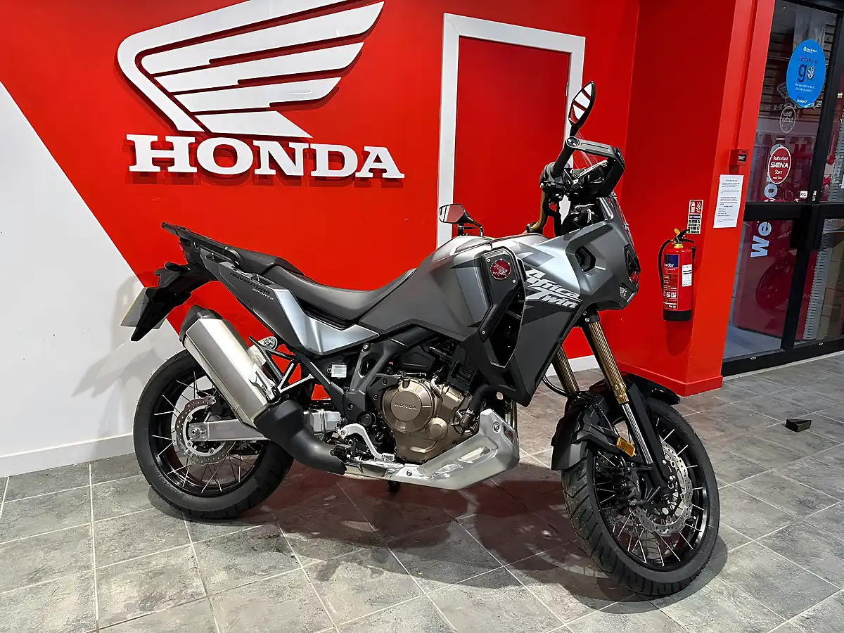 Used 2025 Honda CRF1100L Africa Twin Adventure Sports Grey - Interior and Exterior details 2