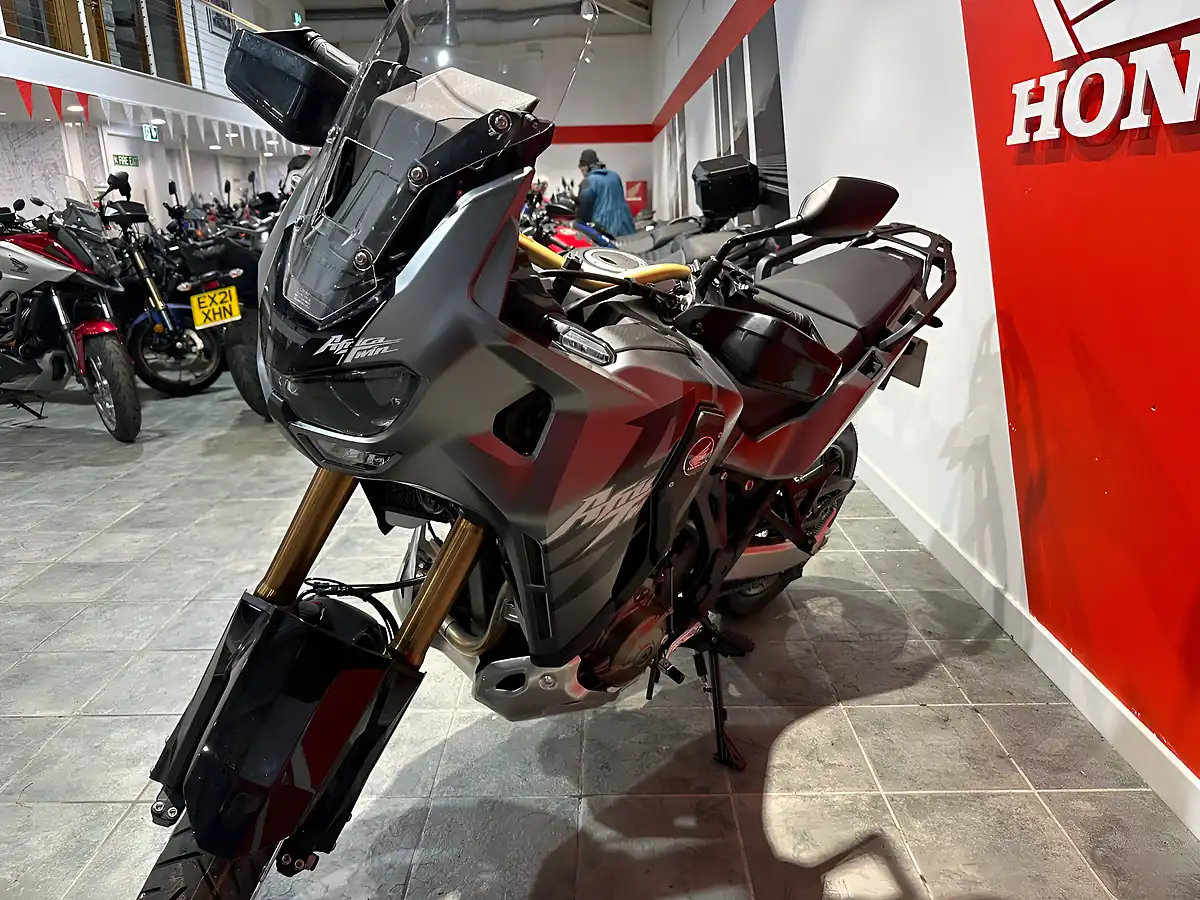 Used 2025 Honda CRF1100L Africa Twin Adventure Sports Grey - Interior and Exterior details 6