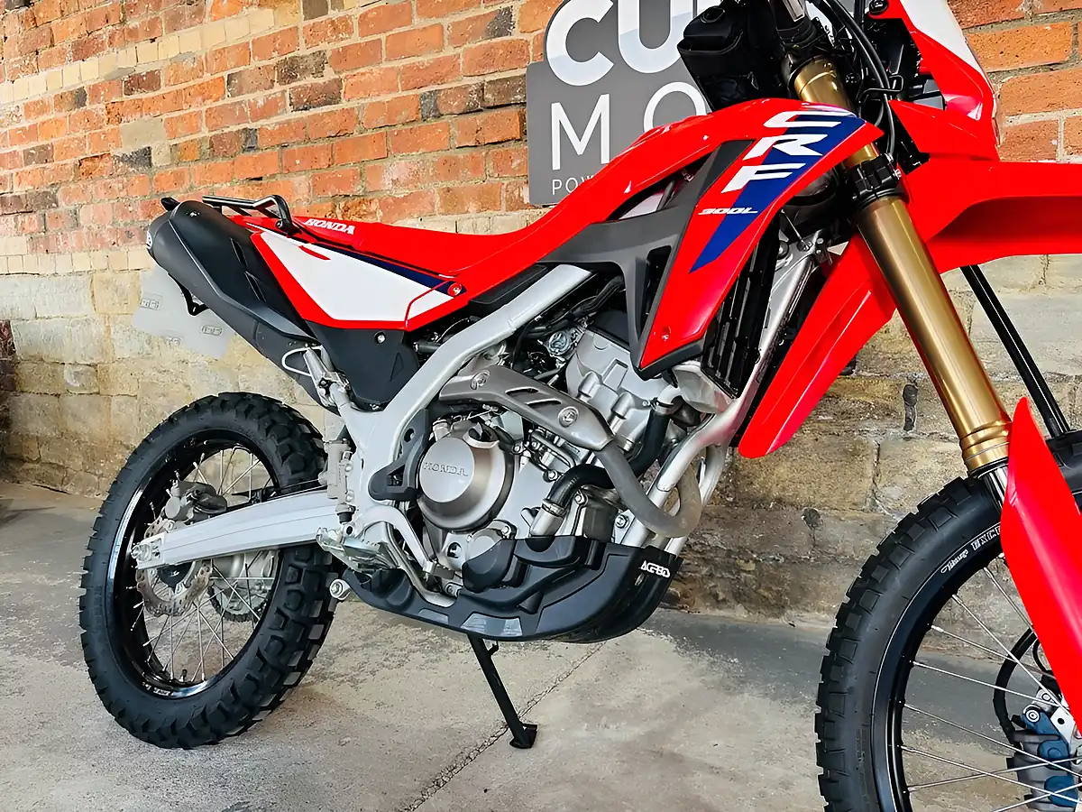 Used 2025 Honda CRF300L La-S Red - Interior and Exterior details 6
