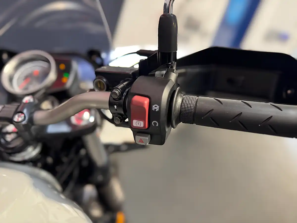 Used 2025 Honda GB350 S - Interior and Exterior details 13