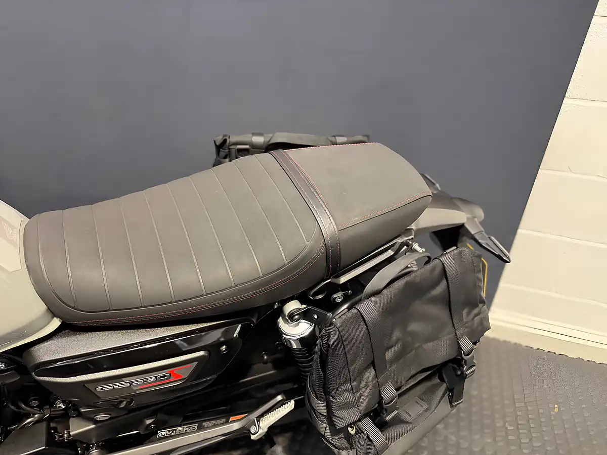 Used 2025 Honda GB350 S - Interior and Exterior details 19