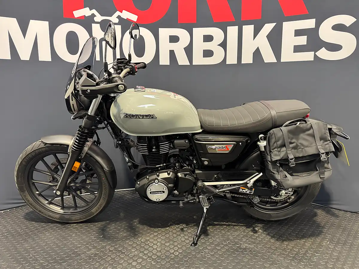 Used 2025 Honda GB350 S - Interior and Exterior details 4