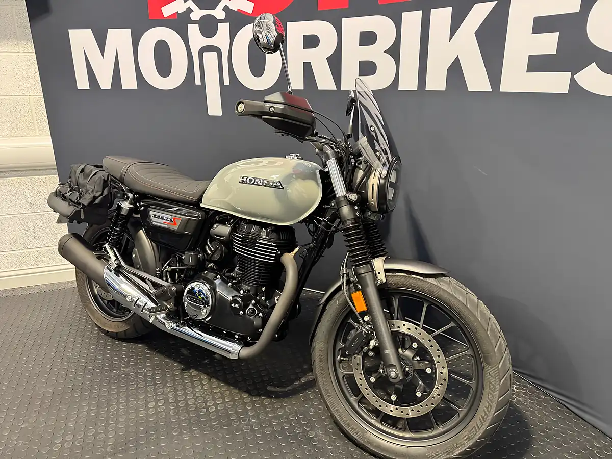 Used 2025 Honda GB350 S - Interior and Exterior details 5