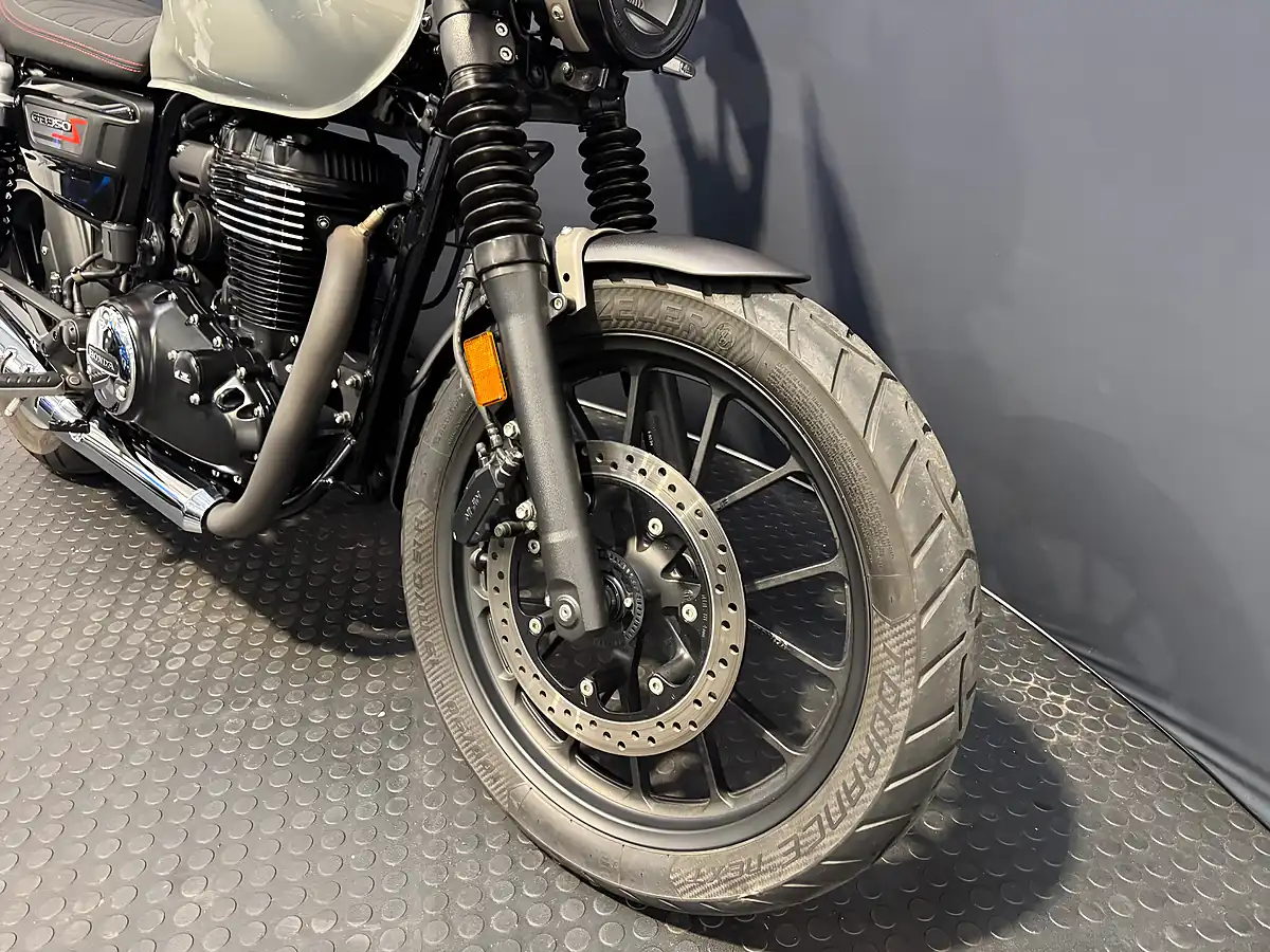 Used 2025 Honda GB350 S - Interior and Exterior details 6