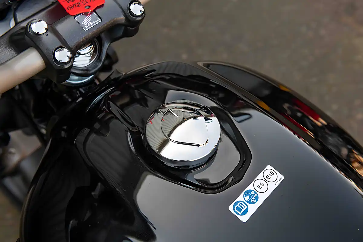 Used 2025 Honda GB350S Black - Interior and Exterior details 19
