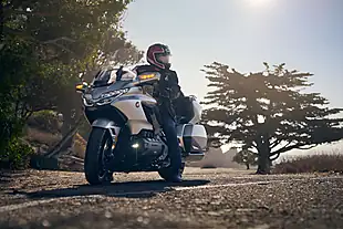 Used 2025 Honda GL1800 Gold Wing Tour Silver - Interior and Exterior details 15