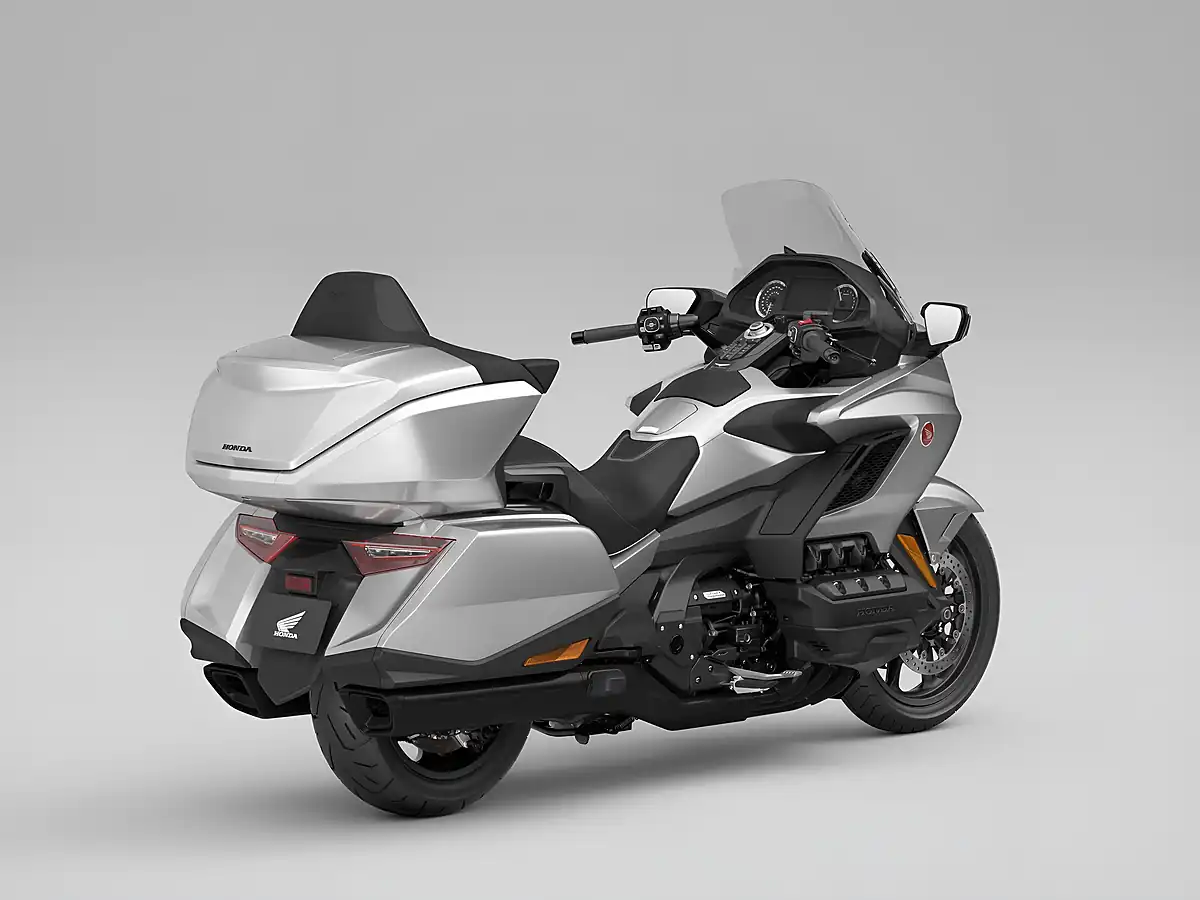 Used 2025 Honda GL1800 Gold Wing Tour Silver - Interior and Exterior details 2