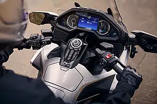 Used 2025 Honda GL1800 Gold Wing Tour Silver - Interior and Exterior details 9