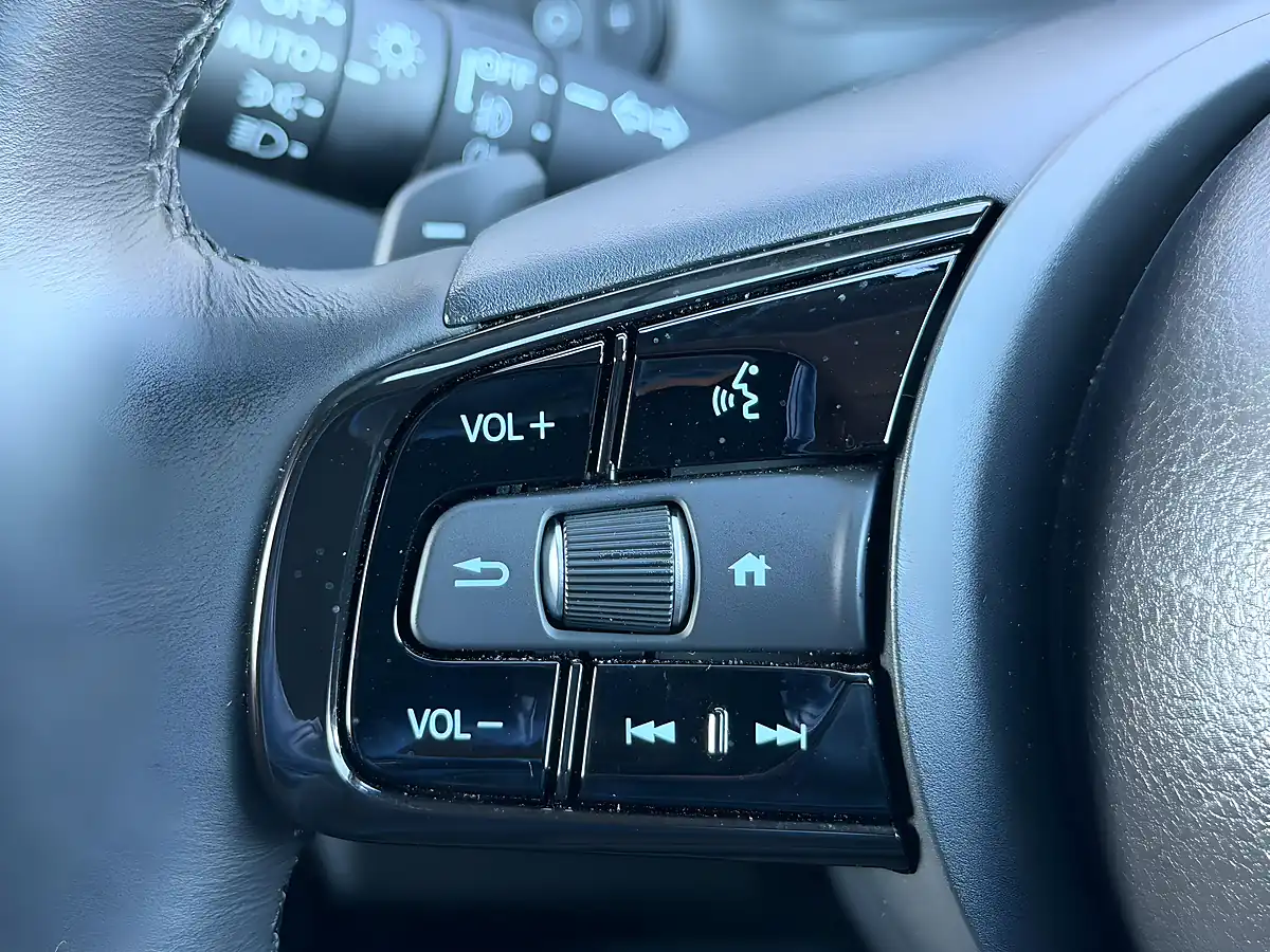 Used 2025 Honda Hr-V Advance Blue - Interior and Exterior details 13