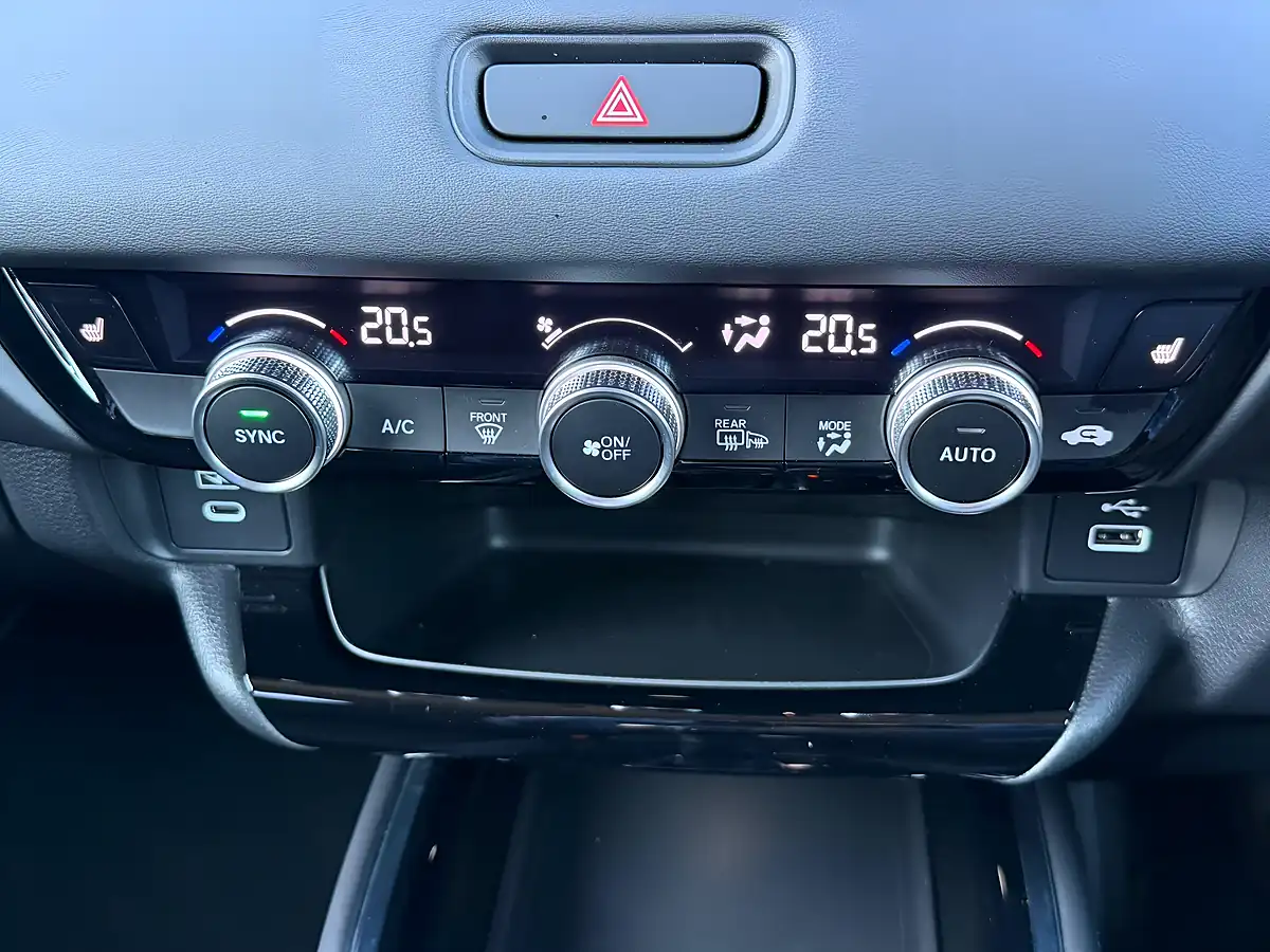 Used 2025 Honda Hr-V Advance Blue - Interior and Exterior details 14