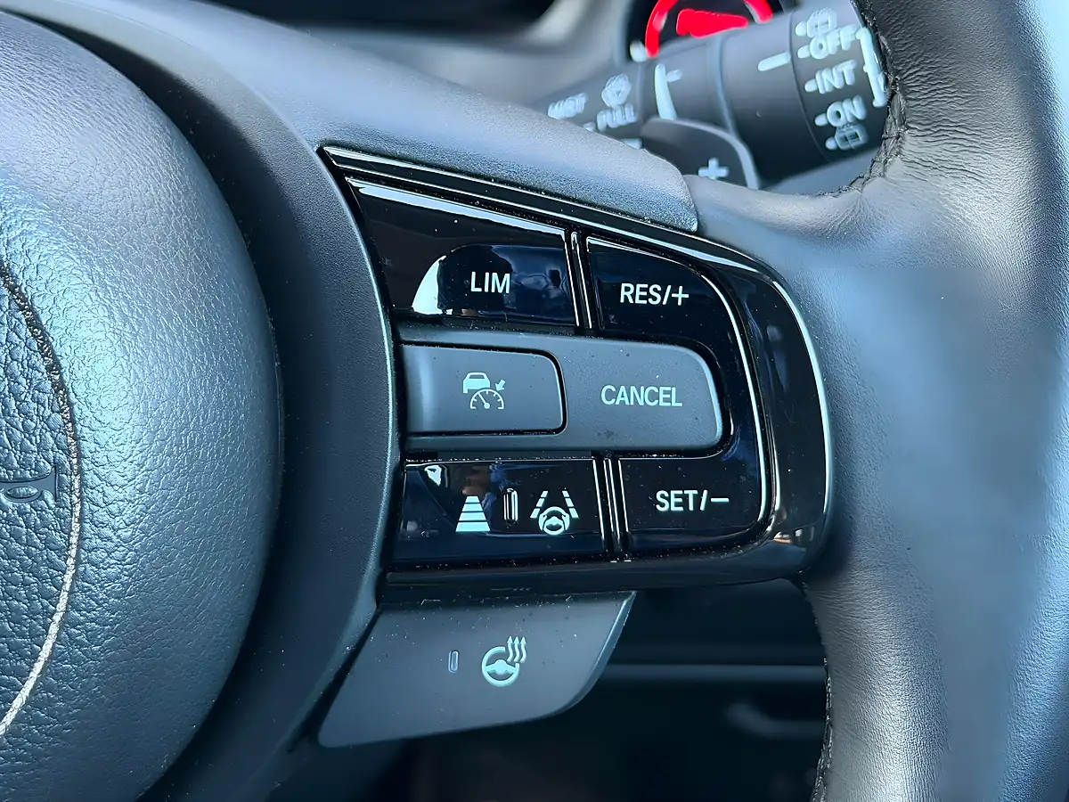 Used 2025 Honda Hr-V Advance Blue - Interior and Exterior details 15