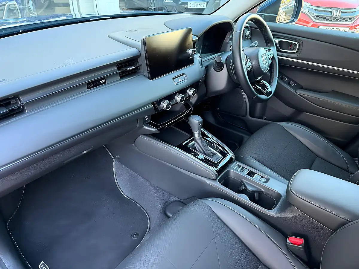 Used 2025 Honda Hr-V Advance Blue - Interior and Exterior details 8