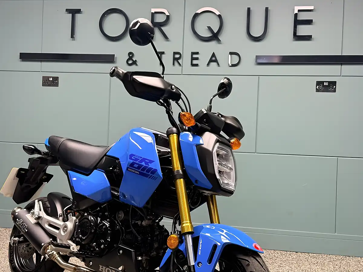 Used 2025 Honda MSX125 Grom Naked Blue - Interior and Exterior details 10