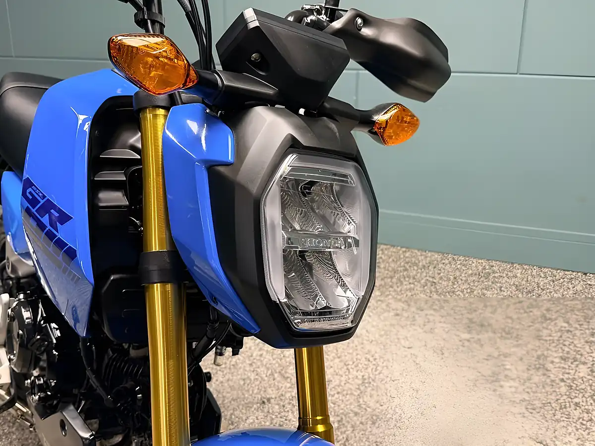 Used 2025 Honda MSX125 Grom Naked Blue - Interior and Exterior details 11