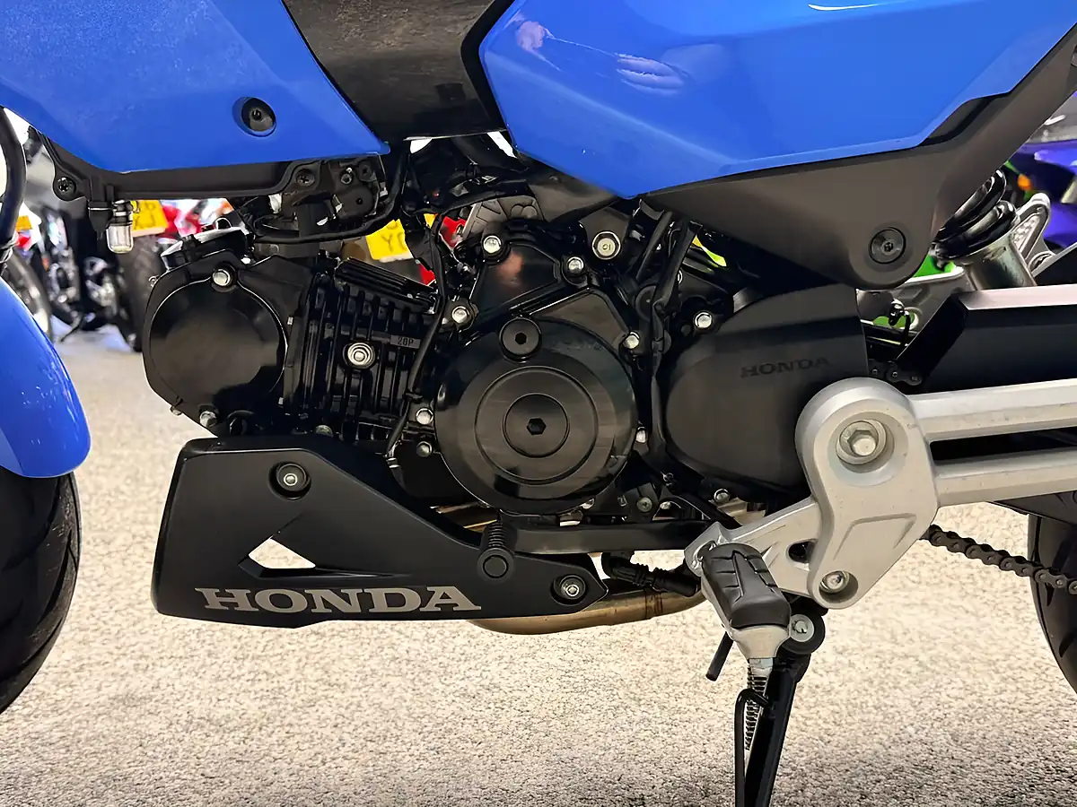 Used 2025 Honda MSX125 Grom Naked Blue - Interior and Exterior details 17
