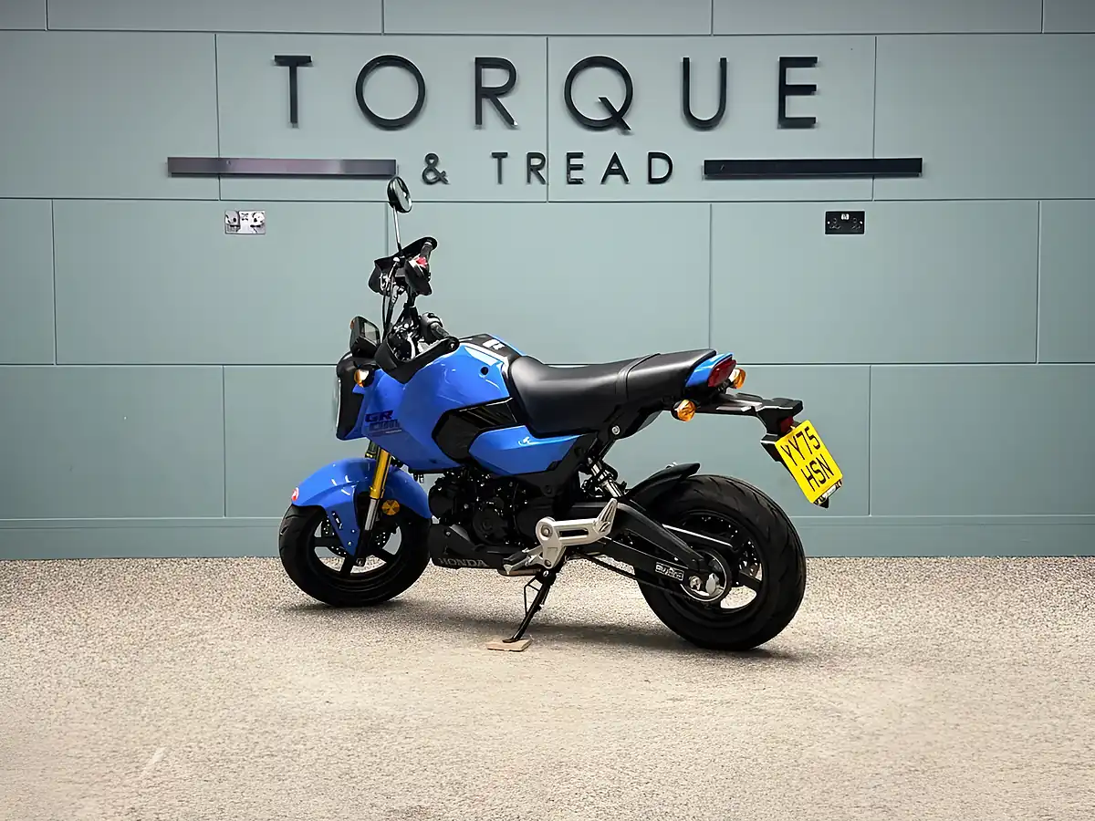 Used 2025 Honda MSX125 Grom Naked Blue - Interior and Exterior details 7