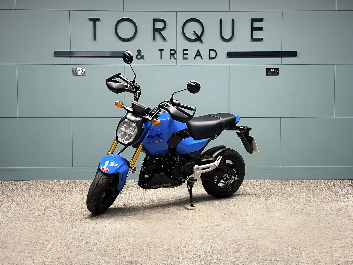 Used 2025 Honda MSX125 Grom Naked Blue - Interior and Exterior details 9