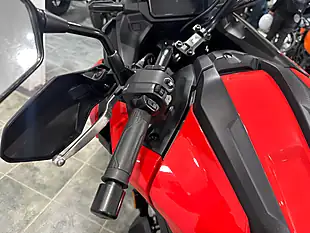Used 2025 Honda NC750X Adventure Red - Interior and Exterior details 8
