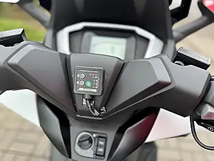 Used 2025 Honda Nss 350 a-S White - Interior and Exterior details 13