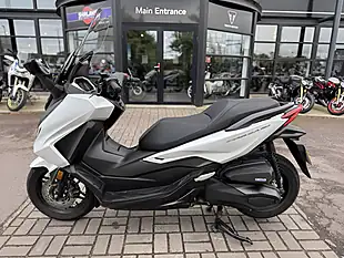Used 2025 Honda Nss 350 a-S White - Interior and Exterior details 6