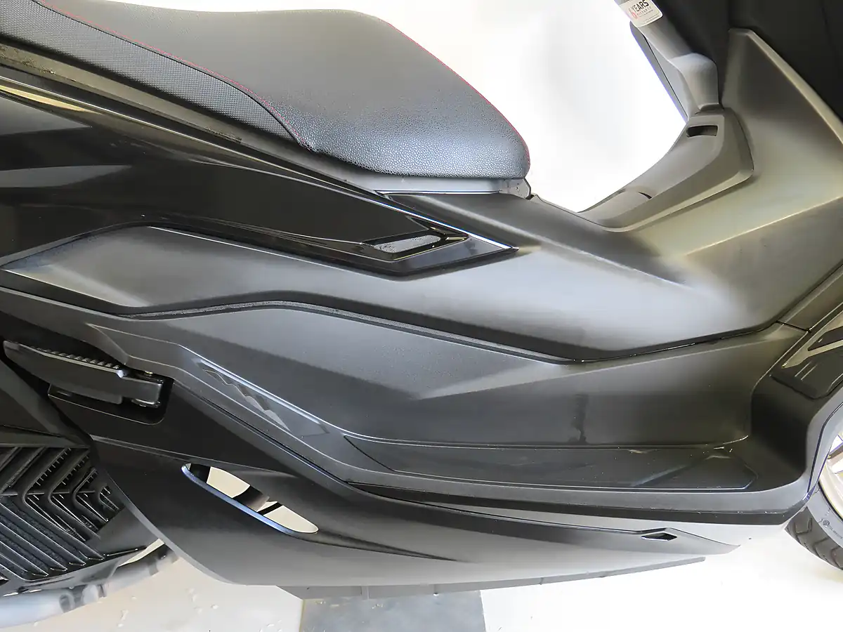 Used 2025 Honda NSS125 Forza Black - Interior and Exterior details 14