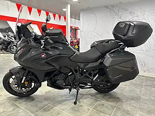 Used 2025 Honda NT1100 Black - Interior and Exterior details 5