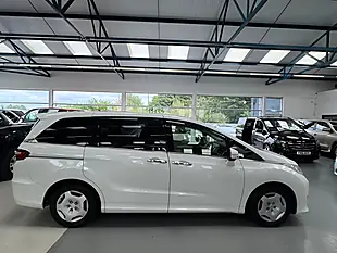 Used 2025 Honda Odyssey Luxury - Interior and Exterior details 11