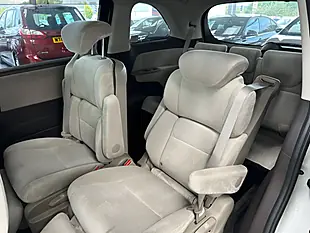 Used 2025 Honda Odyssey Luxury - Interior and Exterior details 15