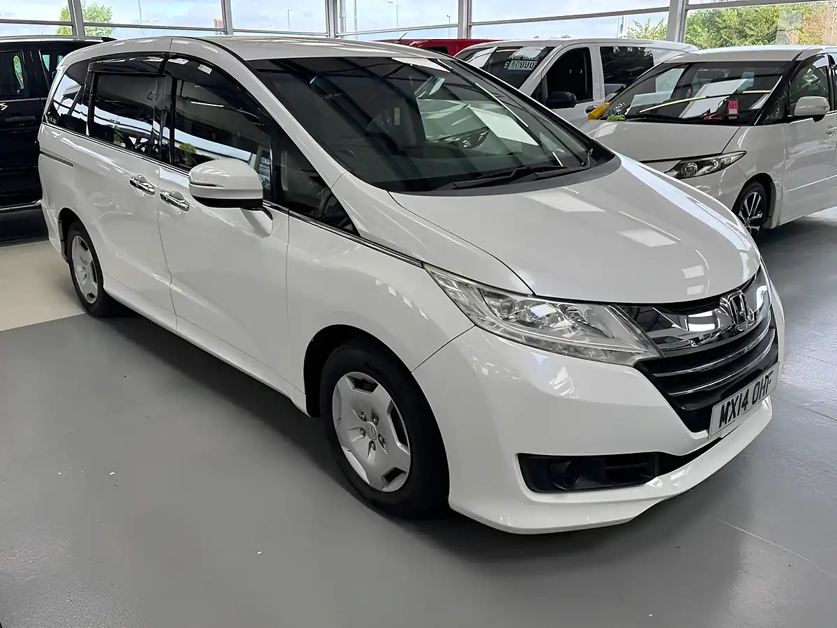 Used 2025 Honda Odyssey Luxury - Interior and Exterior details 3