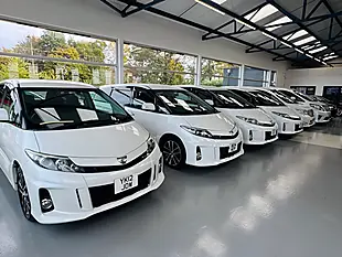 Used 2025 Honda Odyssey Luxury - Interior and Exterior details 6