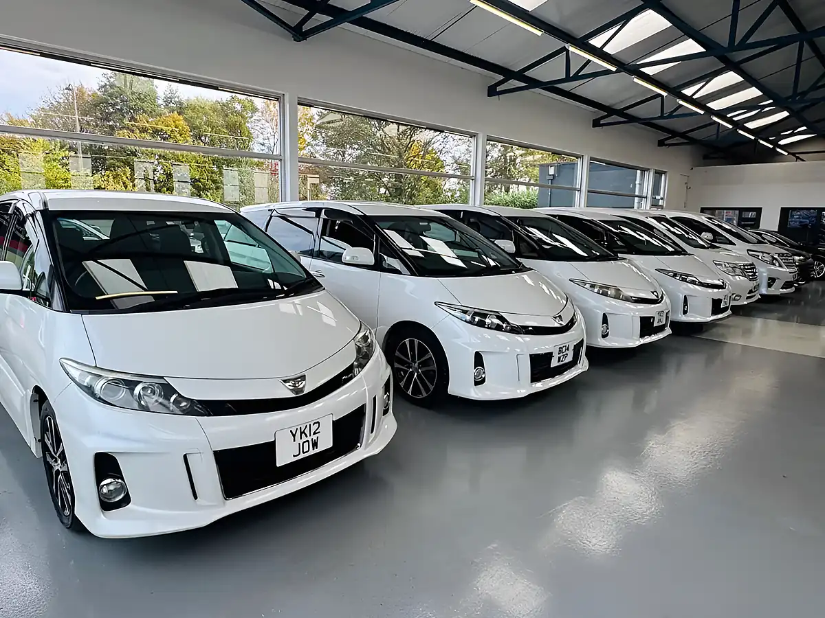 Used 2025 Honda Odyssey Luxury - Interior and Exterior details 6