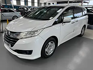 Used 2025 Honda Odyssey Luxury - Interior and Exterior details 8