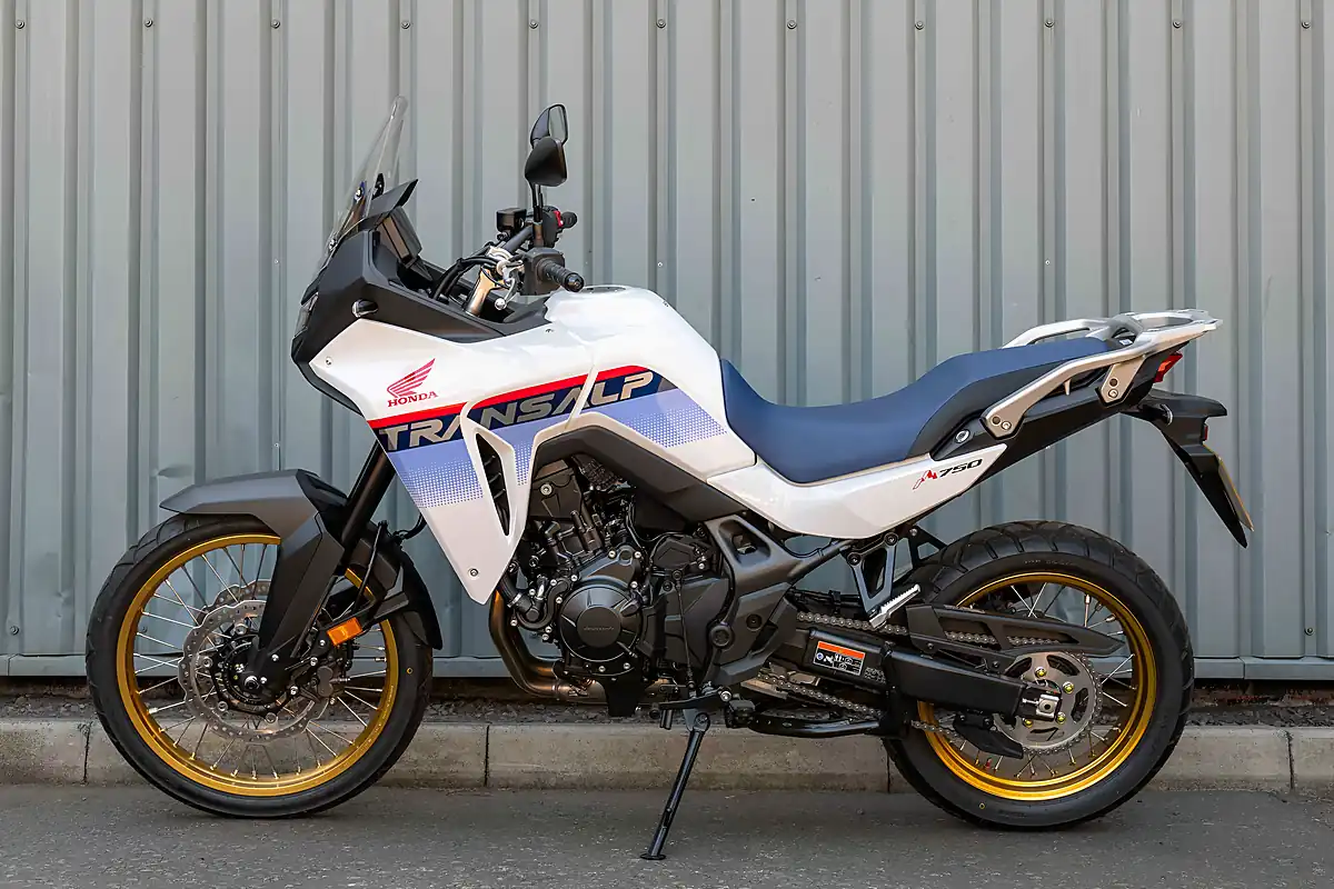 Used 2025 Honda XL750 Transalp White - Interior and Exterior details 5