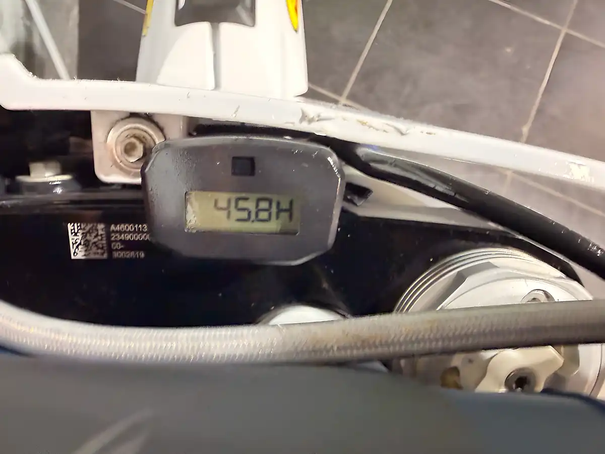 Used 2025 Husqvarna FC450 White - Interior and Exterior details 5