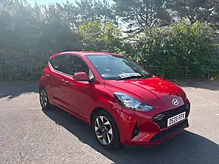 Used 2025 Hyundai I10 Advance Red - Interior and Exterior details 12