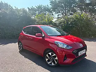 Used 2025 Hyundai I10 Advance Red - Interior and Exterior details 16