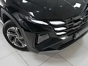 Used 2025 Hyundai Tucson Advance Abyss Black - Interior and Exterior details 19