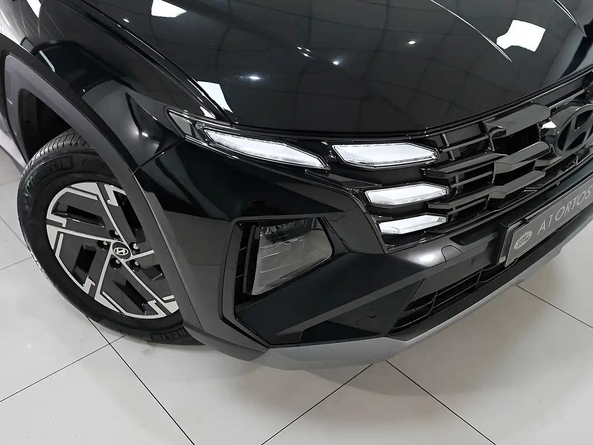 Used 2025 Hyundai Tucson Advance Abyss Black - Interior and Exterior details 19