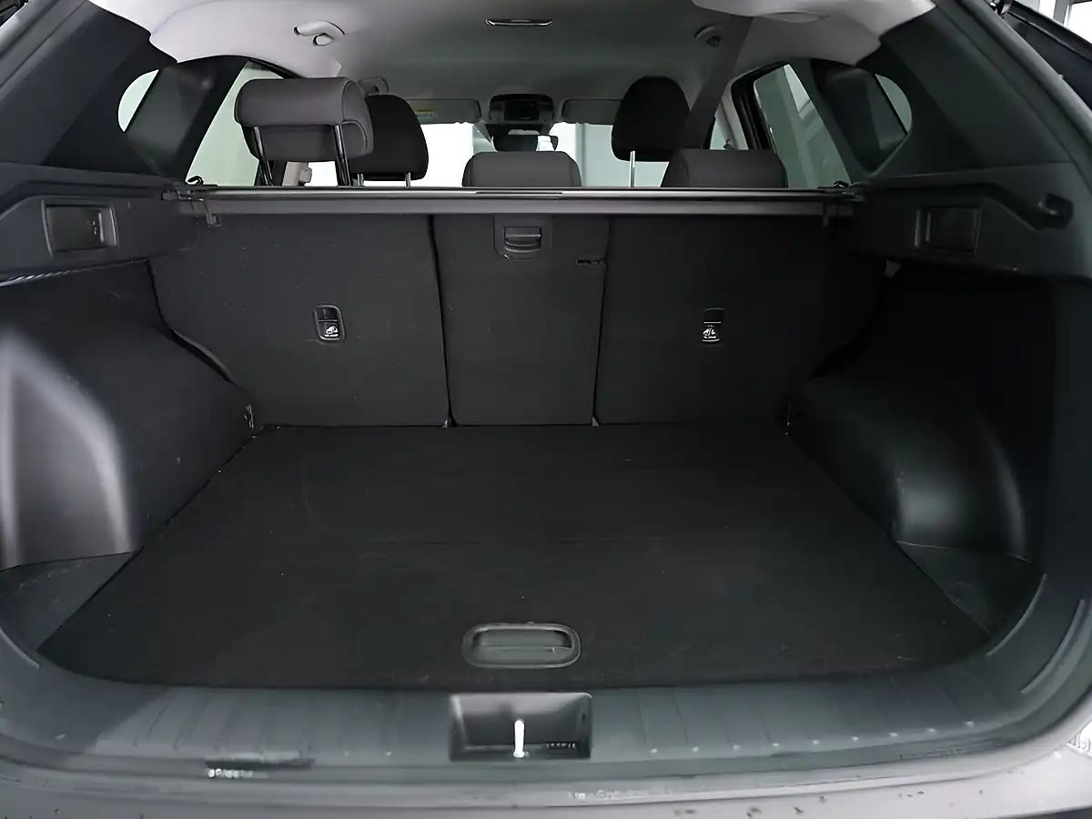 Used 2025 Hyundai Tucson Advance Abyss Black - Interior and Exterior details 8