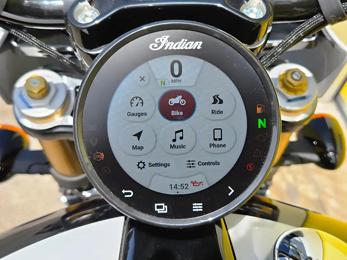 Used 2025 Indian 101 Scout Red - Interior and Exterior details 20