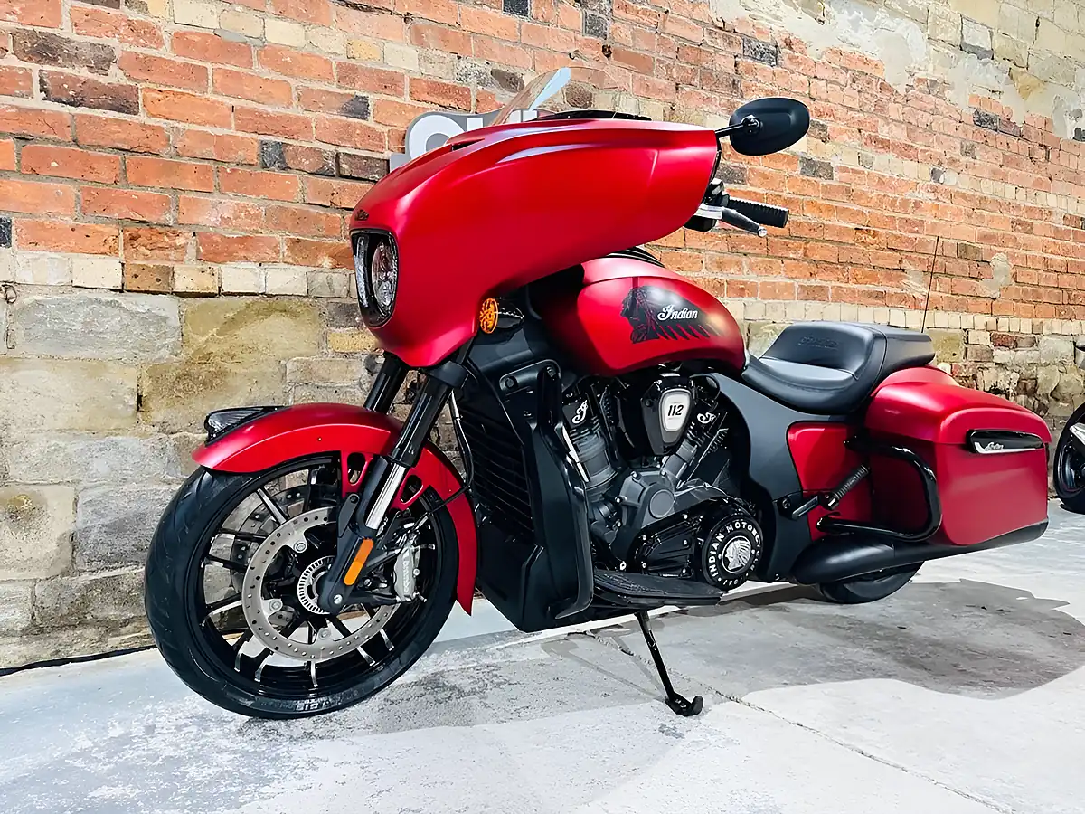 Used 2025 Indian Chieftain Powerplus Dark Horse Red - Interior and Exterior details 12