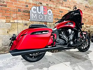 Used 2025 Indian Chieftain Powerplus Dark Horse Red - Interior and Exterior details 4