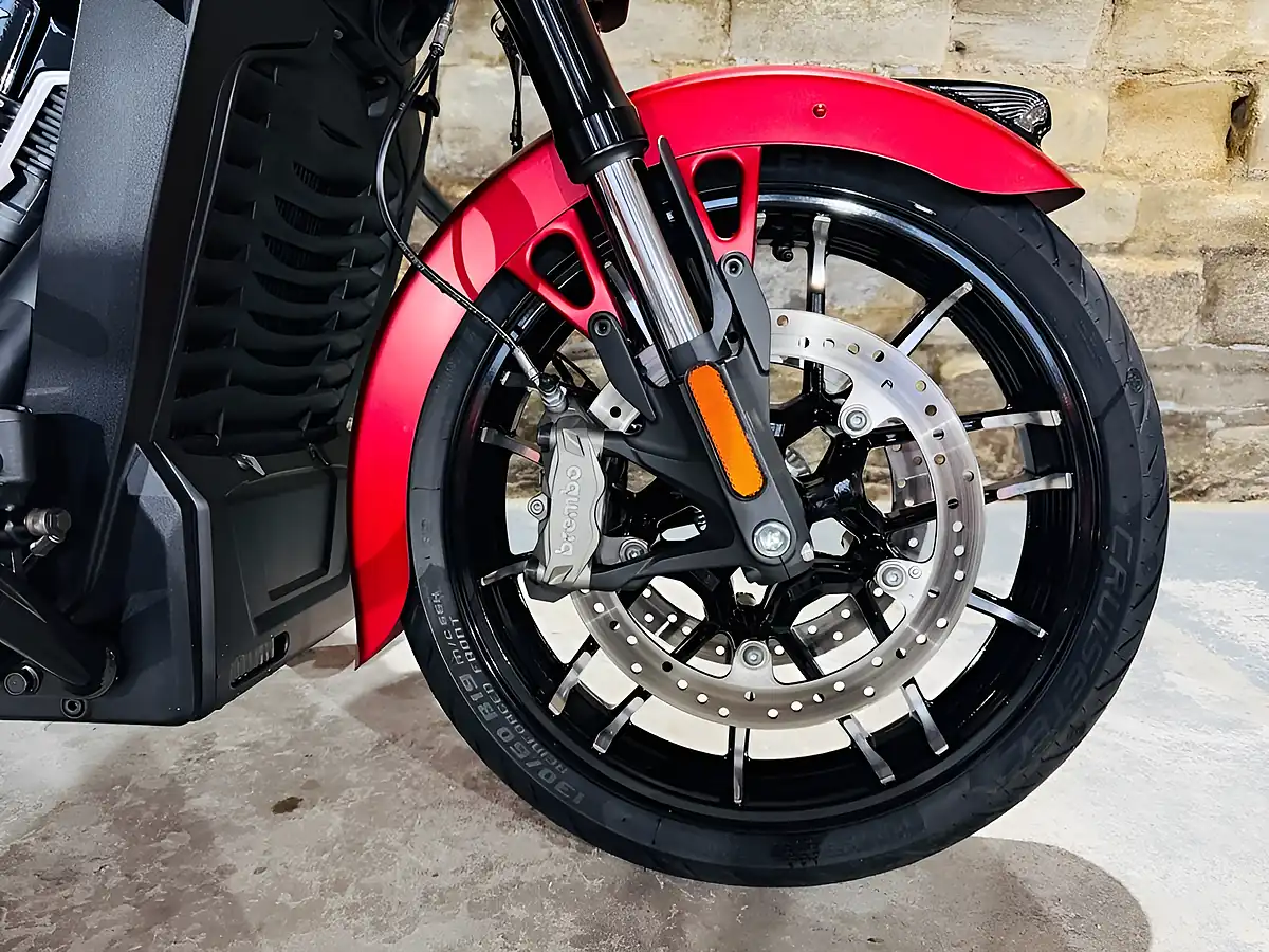 Used 2025 Indian Chieftain Powerplus Dark Horse Red - Interior and Exterior details 5