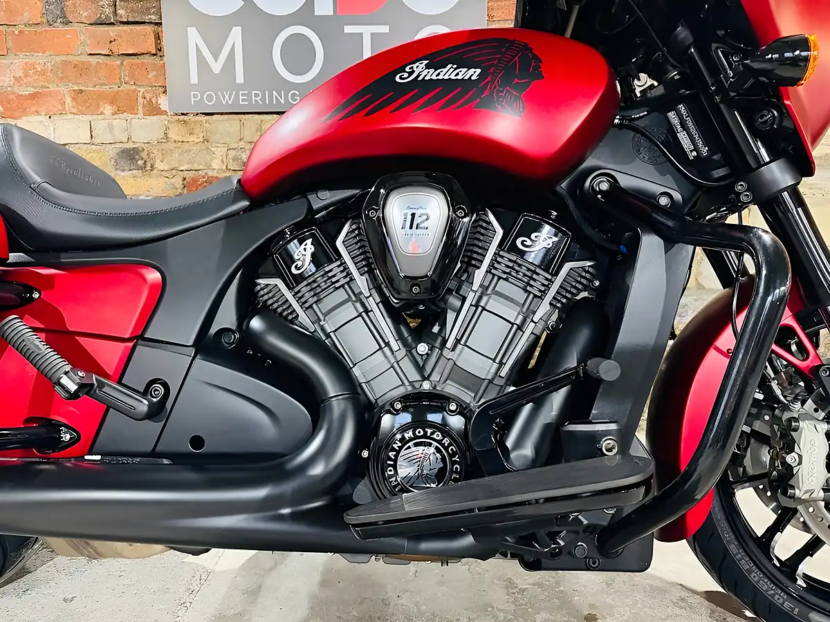 Used 2025 Indian Chieftain Powerplus Dark Horse Red - Interior and Exterior details 7