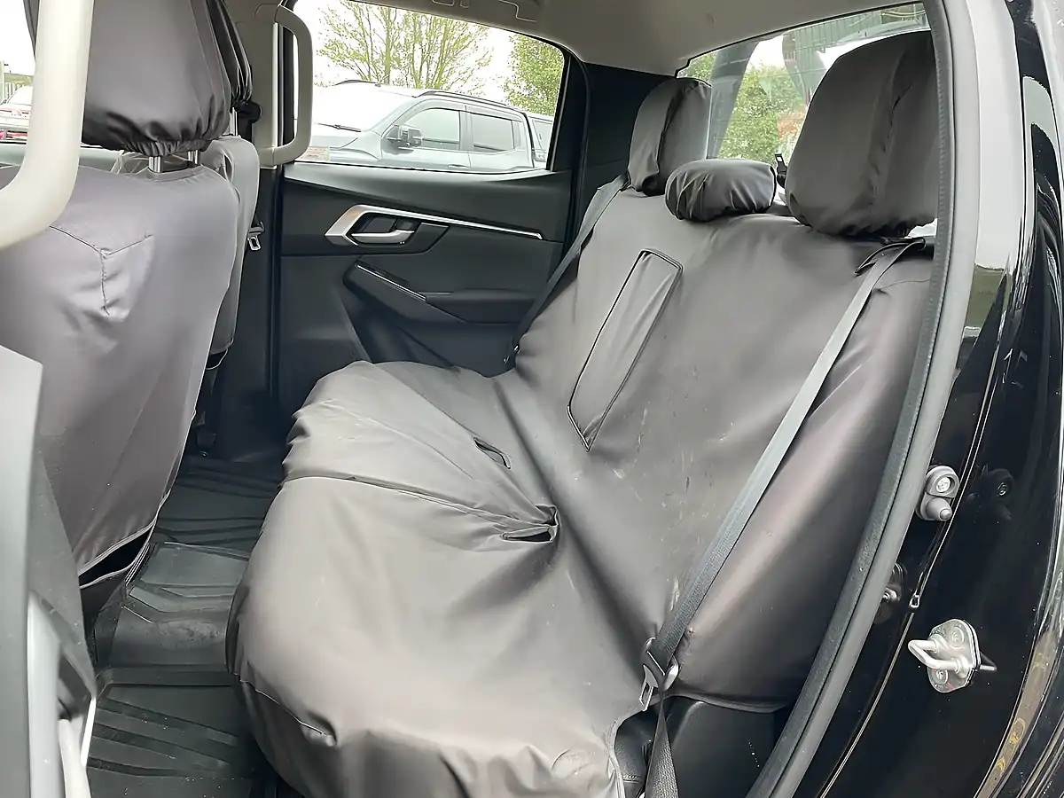 Used 2025 Isuzu D-Max DL20 Black - Interior and Exterior details 13