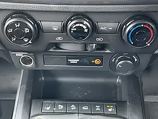 Used 2025 Isuzu D-Max DL20 Black - Interior and Exterior details 20