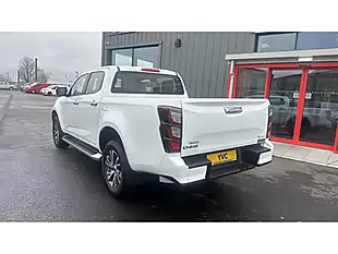 Used 2025 Isuzu D-Max DL40 D/C Splash White - Interior and Exterior details 9