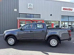 Used 2025 Isuzu D-Max Utility D/C Obsidian Grey - Interior and Exterior details 8
